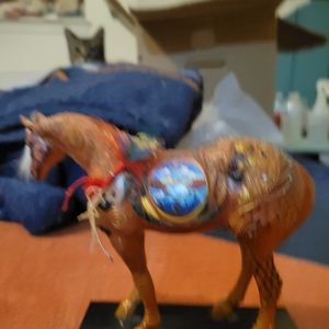 Trail of the painted ponies figurine.
